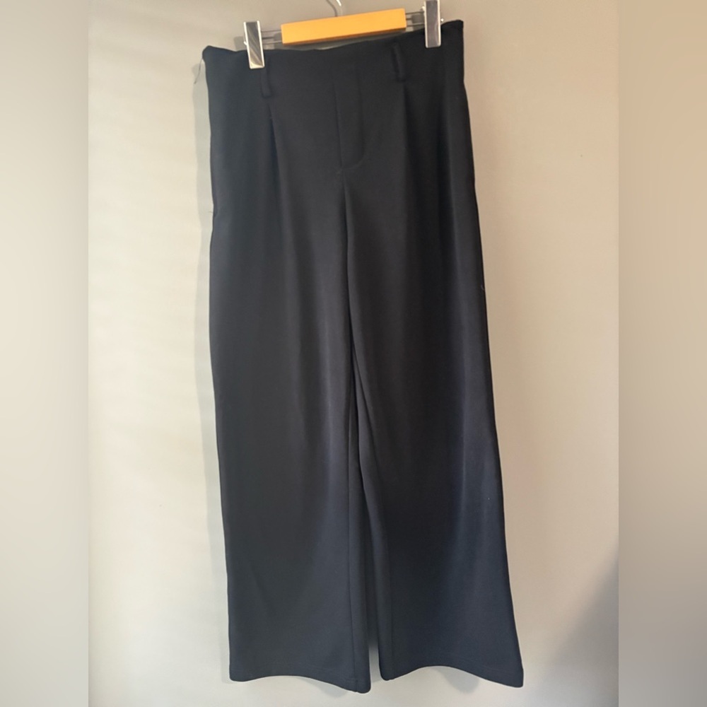 Ardene size Large, sleek black straight leg trousers, business casual - Picture 2 of 7